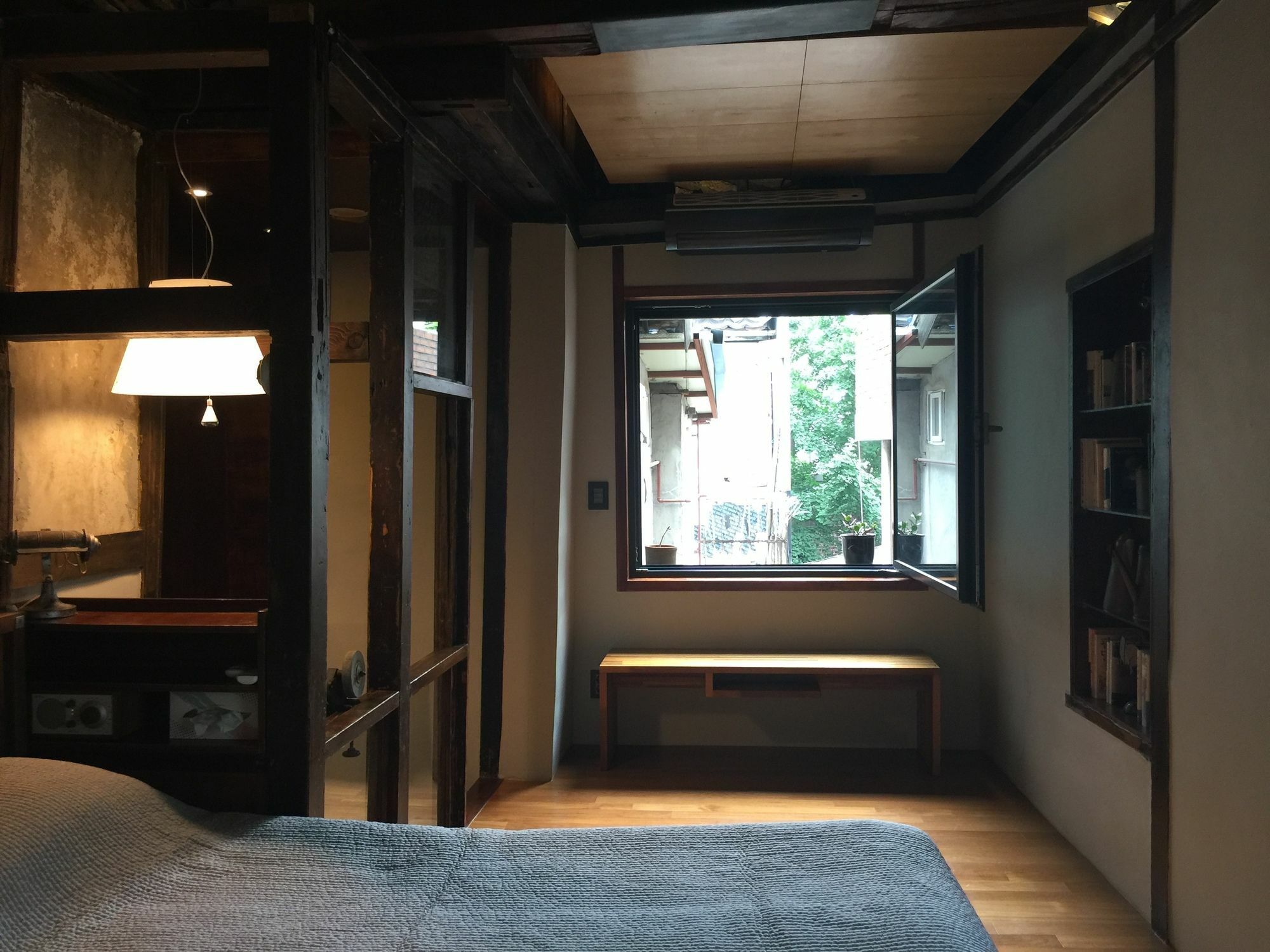 Nook Apartment