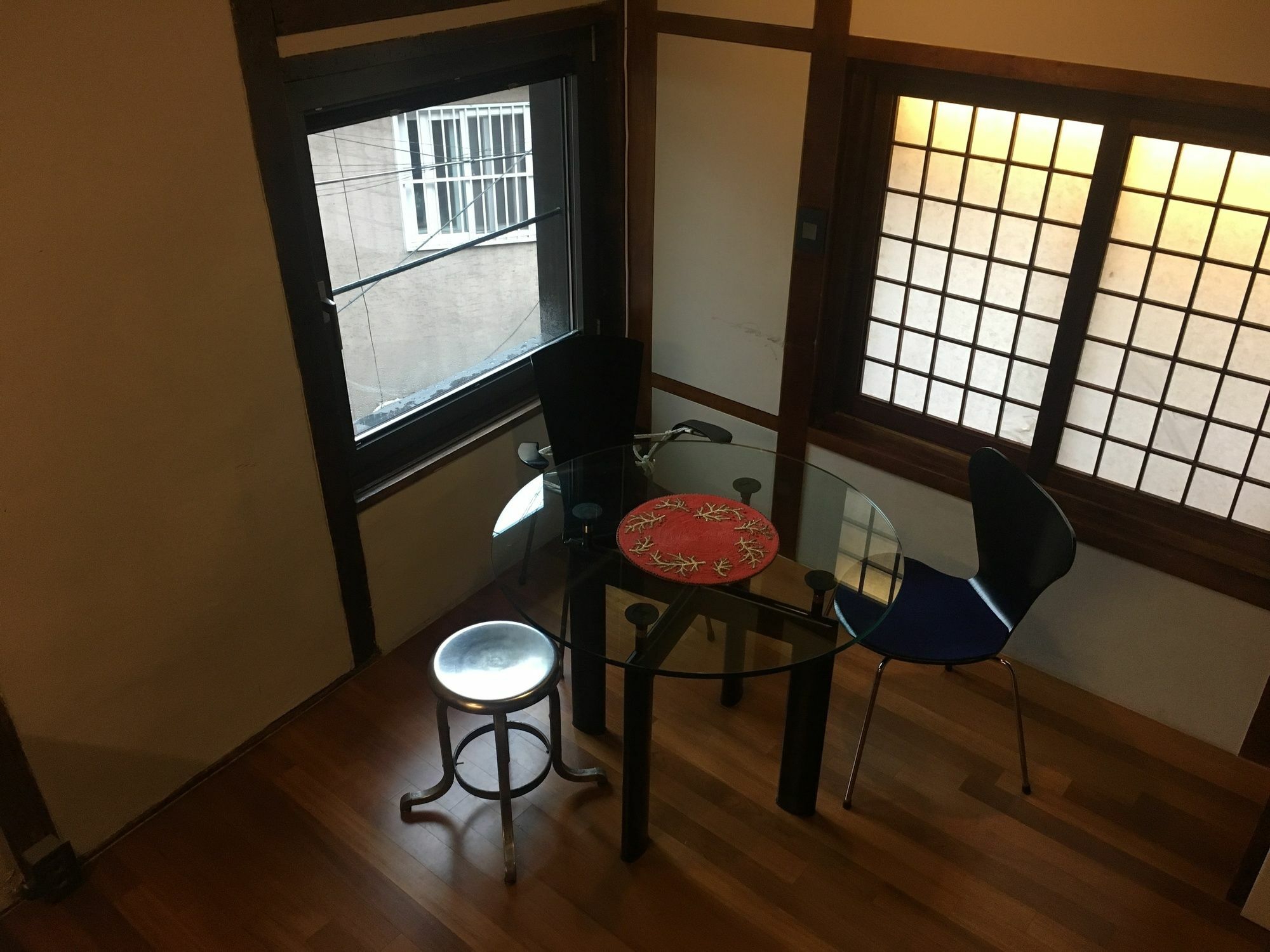Nook Apartment